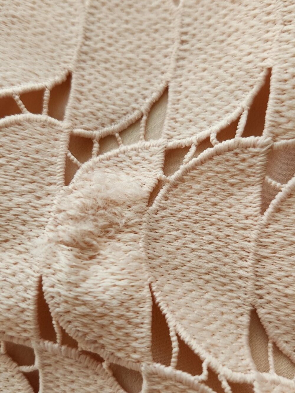 Ann Taylor Blush Pink Sleeveless Blouse Size 2 - Picture 9 of 16